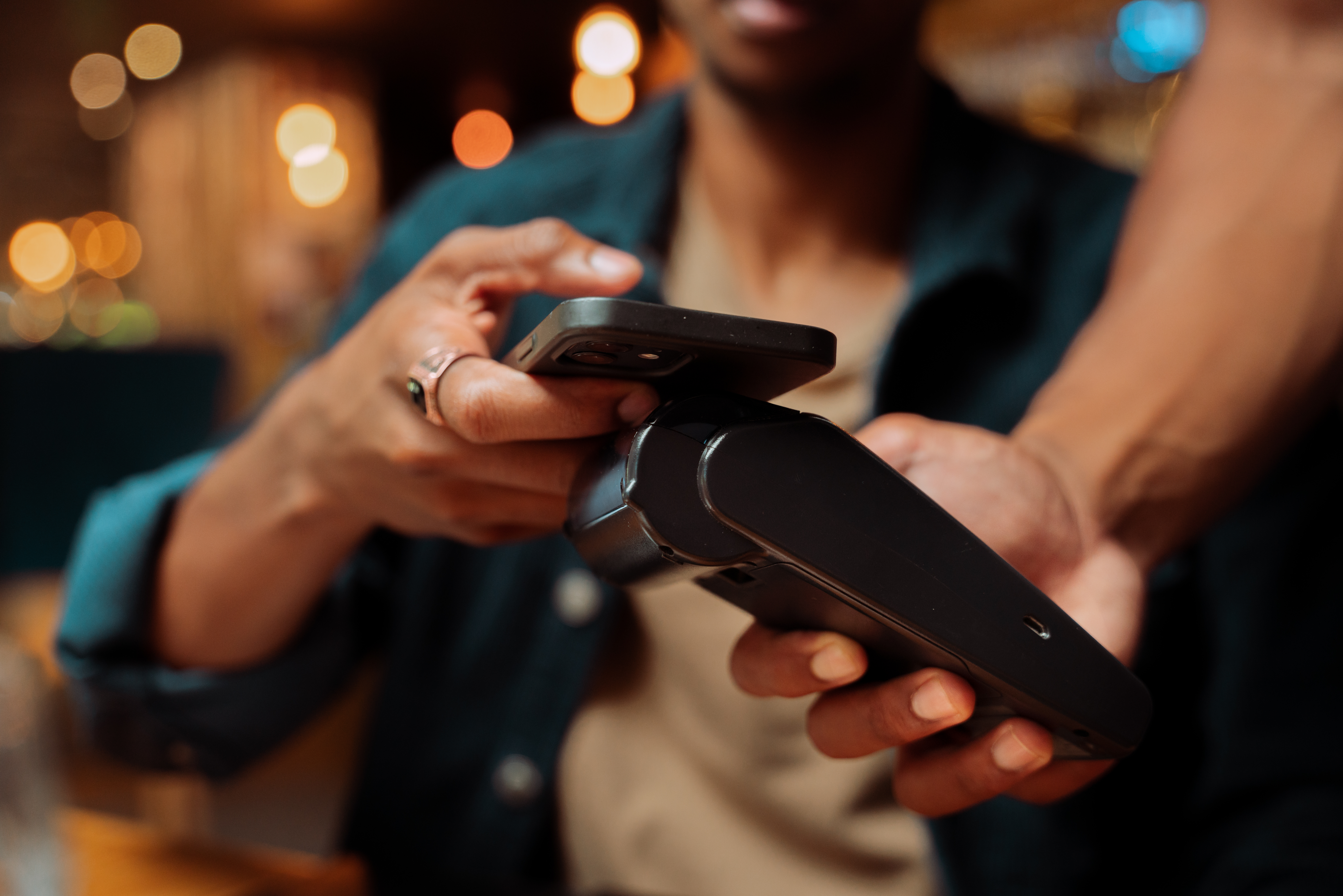 3 Reasons to Use Mobile Wallet This Summer