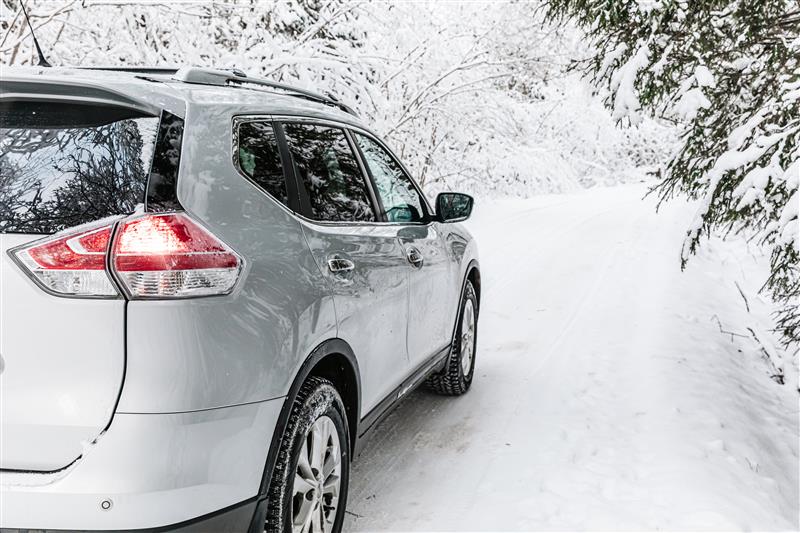 4 Reasons to Refinance Your Car This Winter